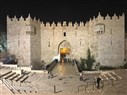 باب العمود: أجمل أبواب القدس وموقع للمقاومة ومساعي التهويد