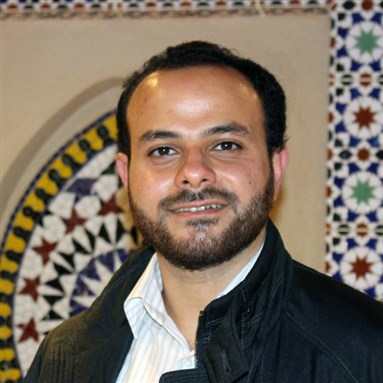 [الروائي المصري محمد عبد القهار. مصدر الصورة: موقع إضاءات]