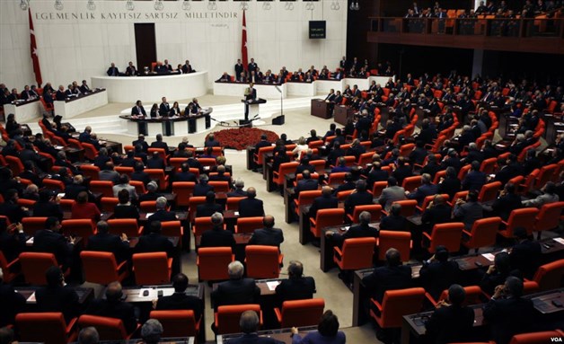 Turkey Media Roundup (April 25)