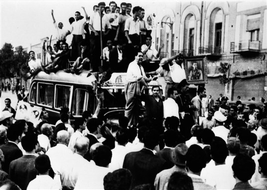 Pro-shah sympathizers in the 1953 Iranian coup d'état, via Wikimedia Commons