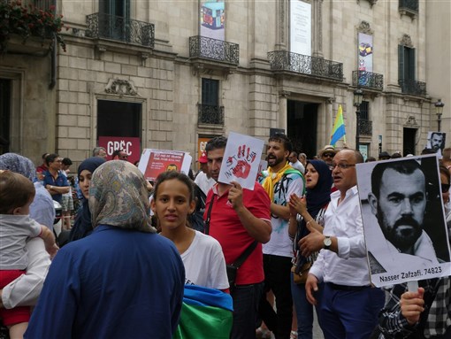[A demonstration in solidarity with Morocco's Rif region. Image by Jake, via Flickr.]