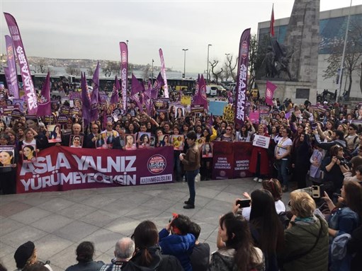 A demonstration in Kadıköy, Istanbul, on March 8th. Source: Kadın Cinayetlerini Durduracağız Platformu 
