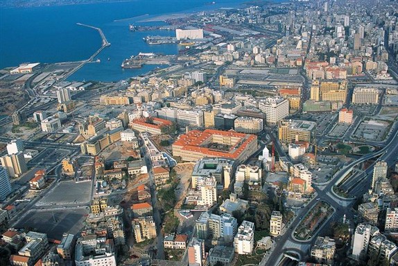 Port of Beirut and surrounding area, 2007. Photo by Yoniw via Wikimedia Commons