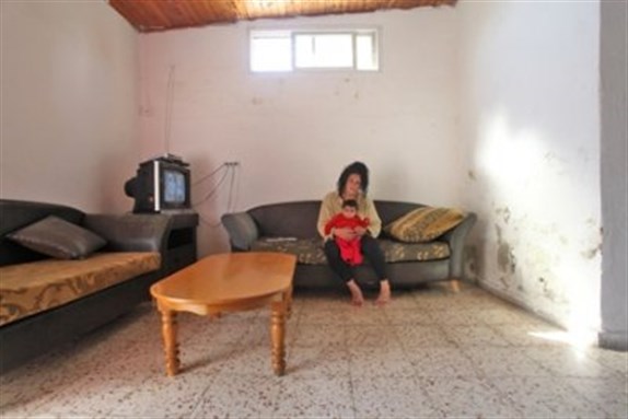 [Poverty in Jaffa. Image from RW/BADIL.]