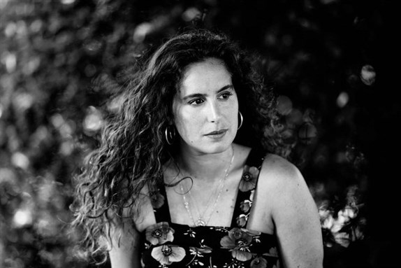 [لينا سوالم].