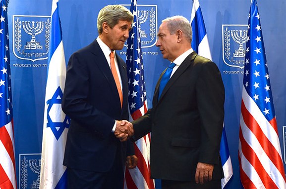 [US Secretary of State John Kerry and Benjamin Netanyahu in Tel Aviv on 23 July 2014. Image by US Department of State]