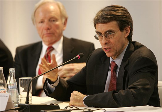 [44th Munich Security Conference 2008: The Executive Director, Human Rights Watch, Kenneth Roth, during his speech. Image by Kai Mörk.]