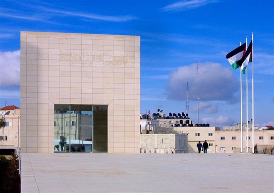 [Mausoleum of Yasser Arafat in Ramallah, Palestine. Image from Wikimedia Commons.] 
