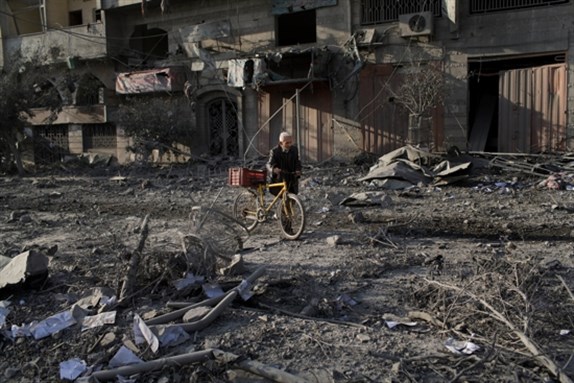 [Map of the Gaza Strip. Image from pbs.org]