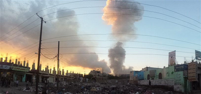 [Bombing of Sanaa dating back to 11 May 2015. Photo by Ibrahem Qasim, Wikimedia Commons]