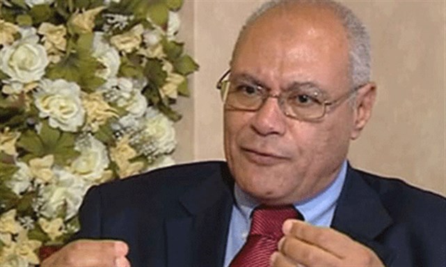 [Islamic thinker and presidential hopeful Selim El-Awa. Image from Ahram Online.]