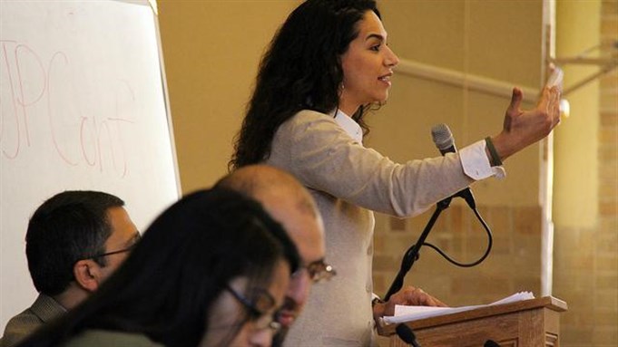 [Noura Erekat during her keynote address to the conference. Image by Sara Jawhari via Flickr]