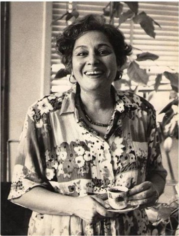 [Radwa Ashour at her office at Ain Shams. Photo by Lobna Ismail]