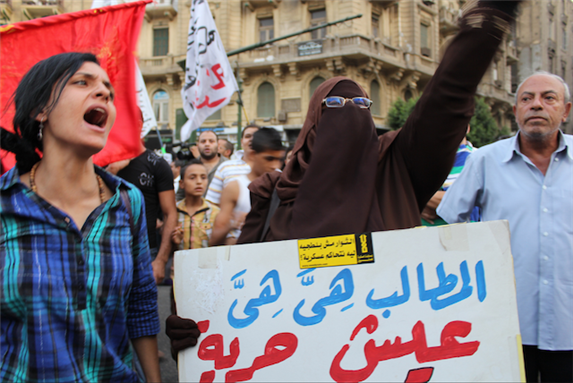 [Demanding \"life\" and \"freedom\" in anti-Morsi protest, Cairo, Egypt. Image originally posted on Flicker by Gigi Ibrahim]