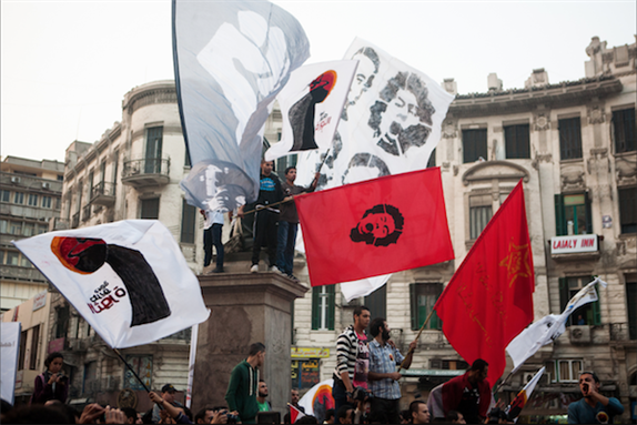 [19 November 2013, protesters gather at Tala`at Harb Square before heading to Mohamed Mohamoud Street. Image originally posted to Flickr by Hossam el-Hamalay]