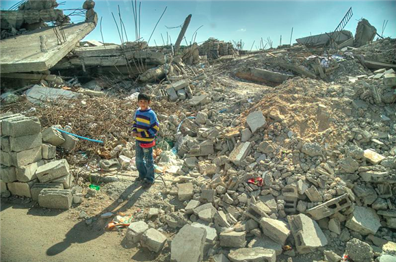 [Destruction in Gaza. Photo taken by gloucester2gaza and uploaded via Wikimedia Commons]