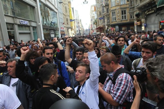 [Protesters in Istanbul on 31 May 2014, the one-year anniversary of the Gezi Uprising. Photo by Sadik Gulec.]