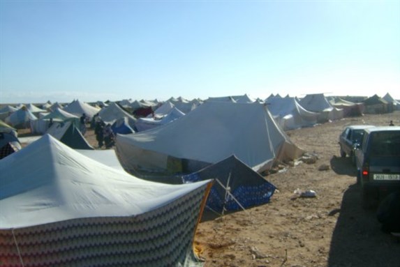 [Refugee camps in Western Sahara, where MINURSO peacekeeping efforts have been extended. Photo courtesy of Anticapitalistes.net.]