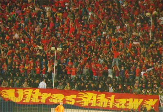 [Ultras during a match. Image from touregypt.net]