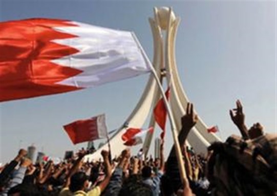 [Protesters gathering in Manama. Image from bahrainrights.hopto.org]