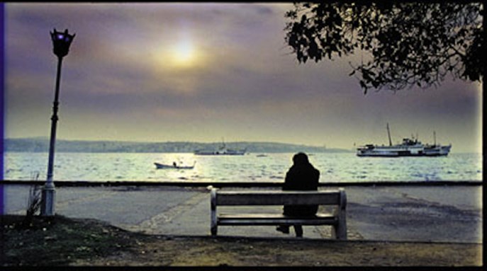 [Still image from Nuri Bilge Ceylan`s \"Uzak\" (\"Distant\")]