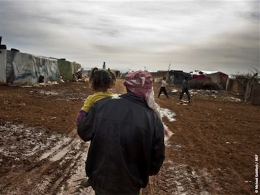 [Image by Michael Goldfarb via doctorswithoutborders.org]