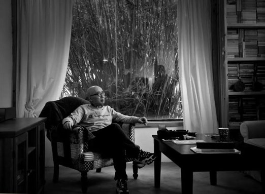 أعرفني: قصيدتان للشاعر الصيني هان دونغ
