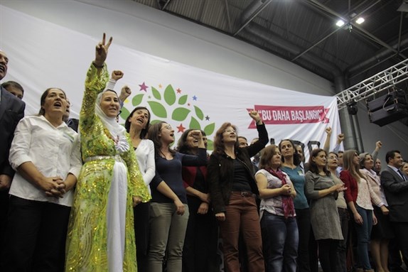 [The People’s Democracy Party (HDP) held its first congress at the Ahmet Taner Kislali Sports Hall in Ankara. At the congress, Mersin deputy Ertugrul Kürkçü and Istanbul deputy Sebahat Tuncel, who recently resigned from the BDP to join the HDP, have been elected as the party’s co-chairs. Image by Arzu Demir/ Etkin News Agency.]