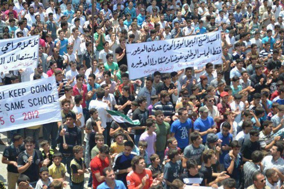 Protest in Kefranbal on June 15, 2012. Image from Kefranabal Coordinating Committee. 