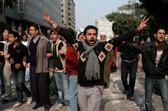 [16 December cabinet sit-in in Cairo. Image by Sarah Carr. Some rights reserved.]