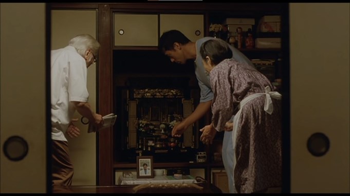 [مشهد من فيلم Still Walking للمخرج كوريدا].