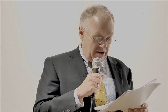 [كريس هيدجيز، يوتيوب].
